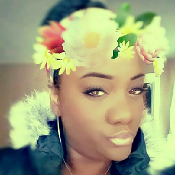 Meet your Posher, Janeeka - Picture 1 of 1