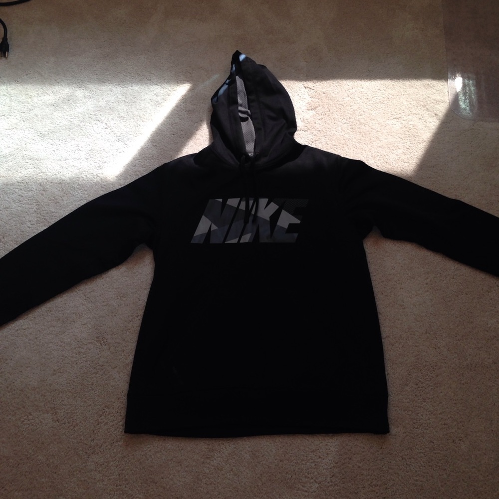 Nike Therma Fit Hoodie
