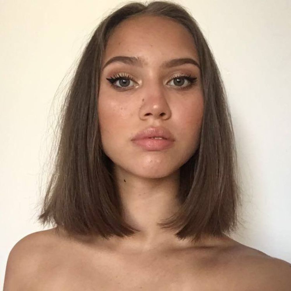 Meet your Posher, Roxana