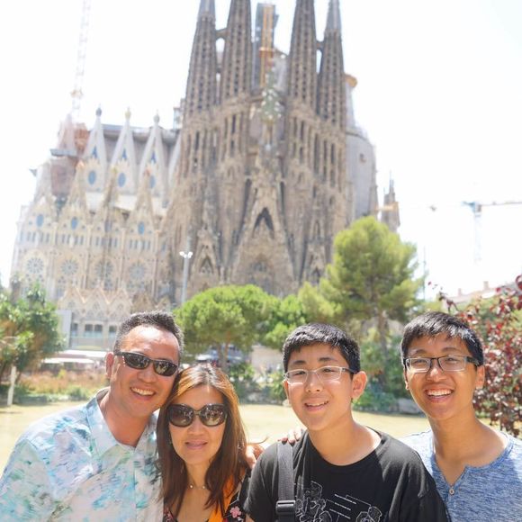 Meet your Posher, Hien - Picture 1 of 1