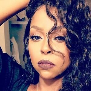 Meet your Posher, Alicia