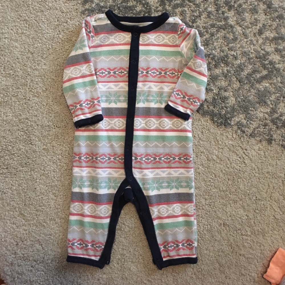 Adorable Gap jumper.