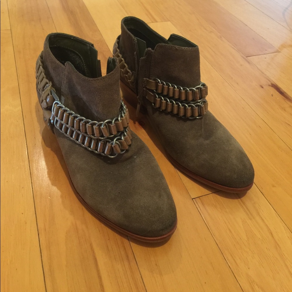 SAM EDELMAN booties