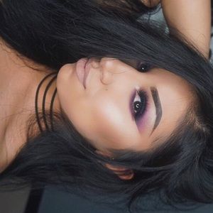 Meet your Posher, Yesenia