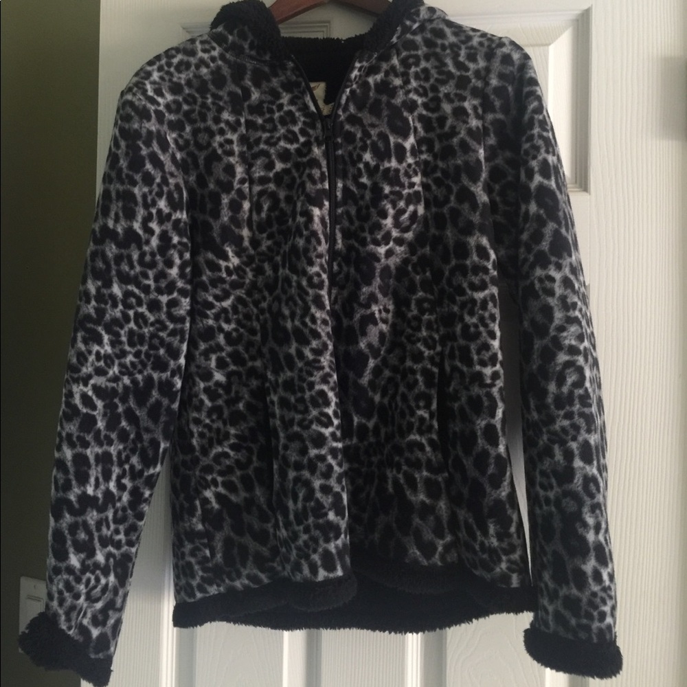 Fleece jacket .