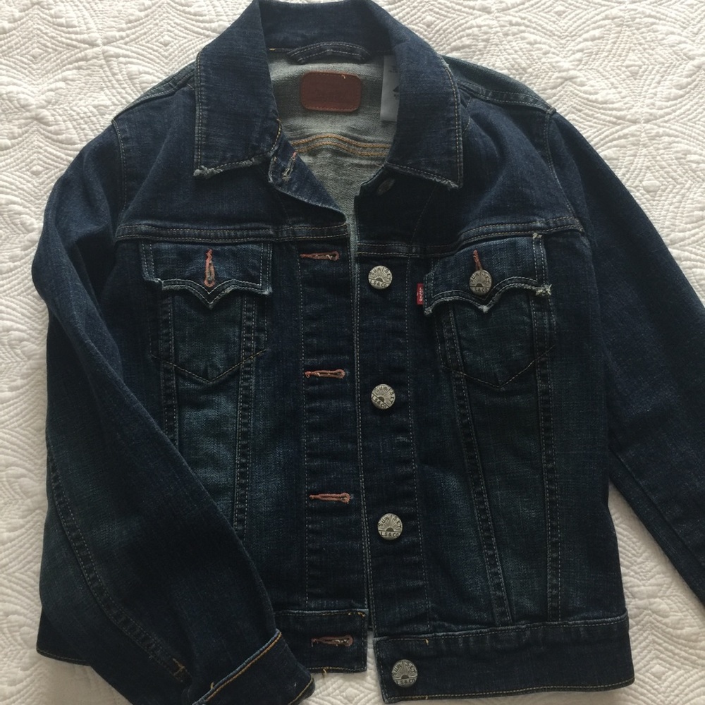 Levi's dark denim jacket