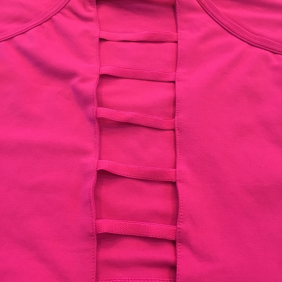 Fabletics Tank- size Large - Picture 3 of 4