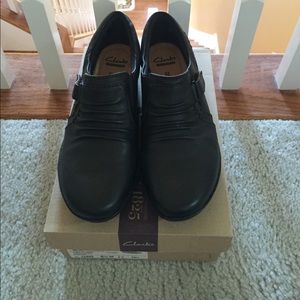 Clark's Everlay Coda black leather shoes