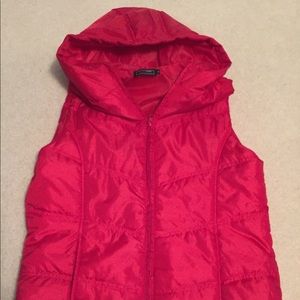 Women’s red puffer vest
