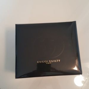 Gucci box