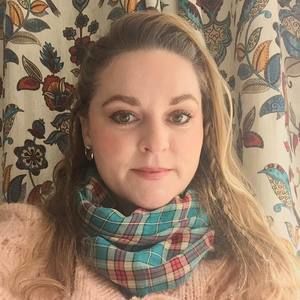 Meet your Posher, Jillian