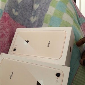 Iphone8 unlocked rose gold
