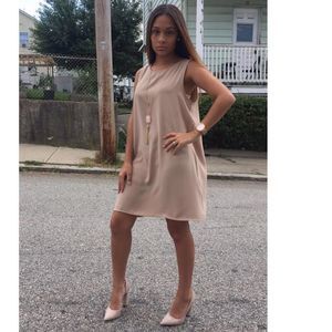 Meet your Posher, Laylani