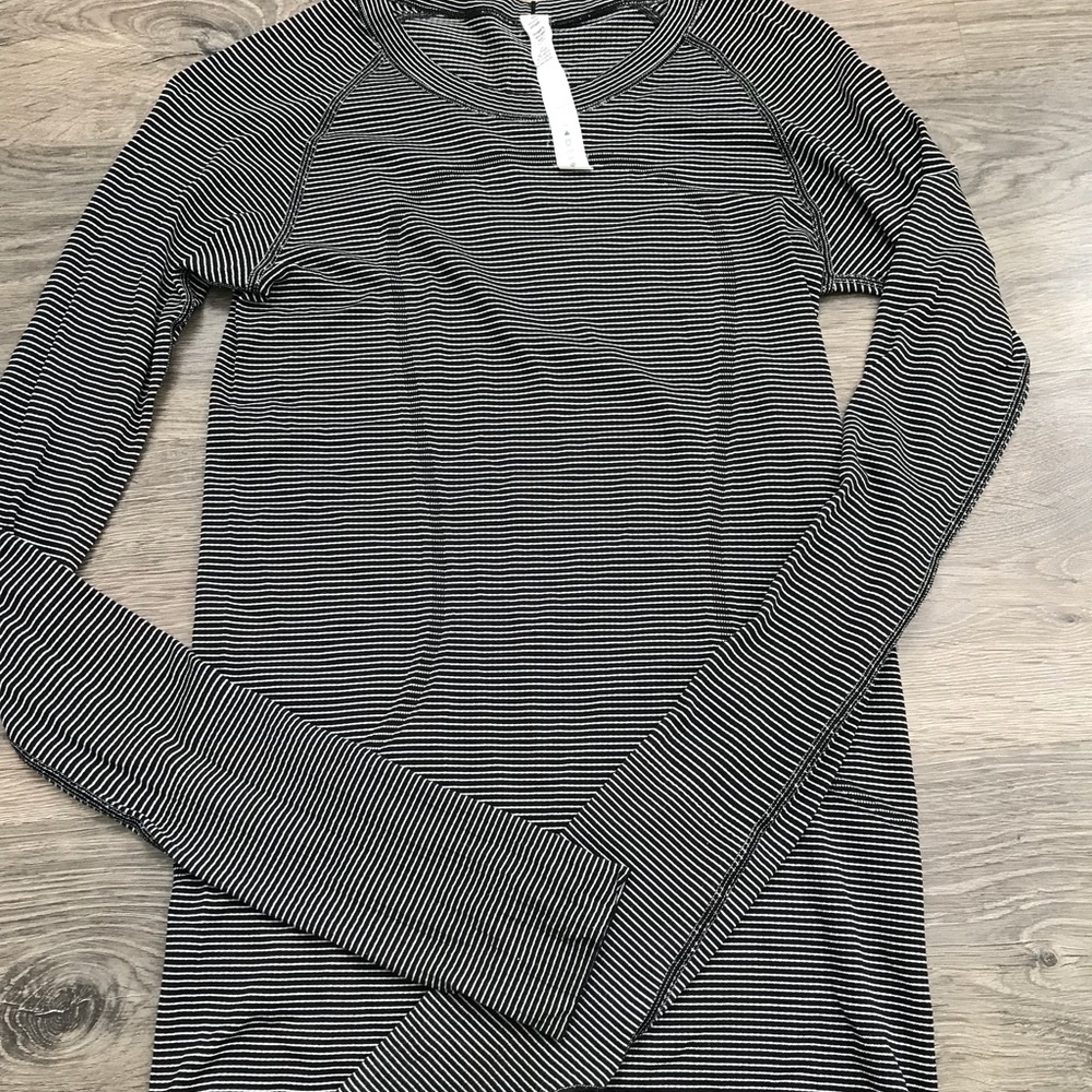 🍋Lululemon run swiftly long sleeve sz 4