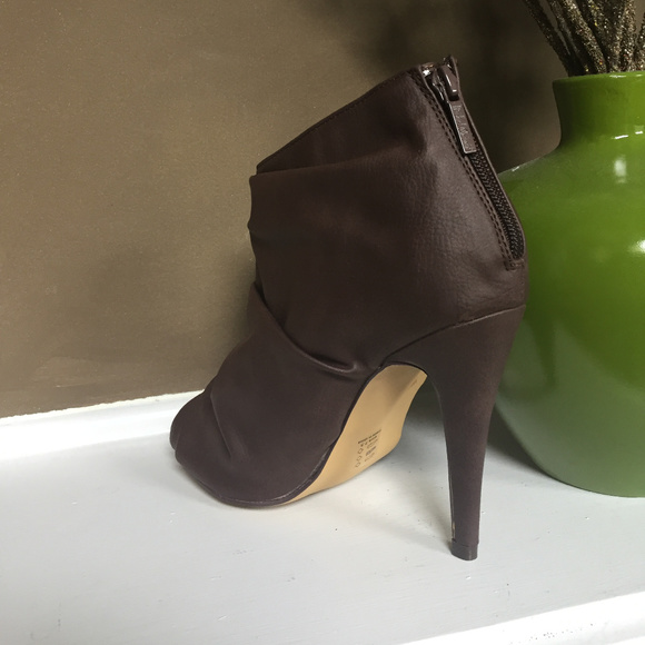 Kaden_brown - Picture 5 of 8