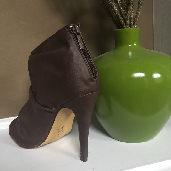 Kaden_brown - Picture 6 of 8