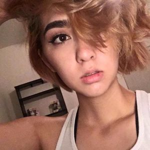 Meet your Posher, Isabella