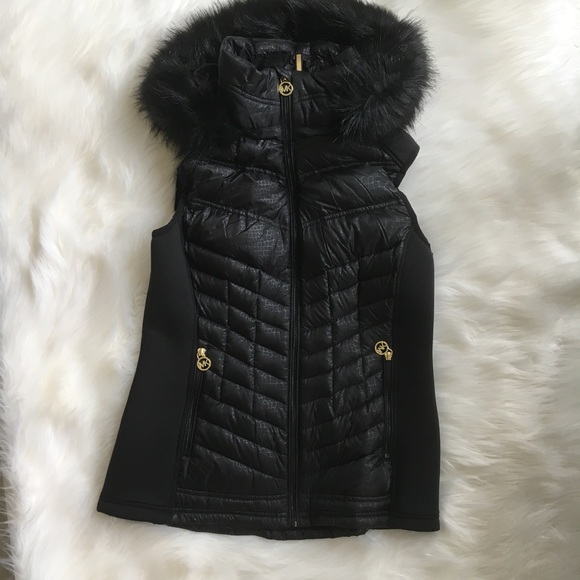 🎉LAST ONE 🎉New! Michael Kors sleeveless jacket - Picture 7 of 8