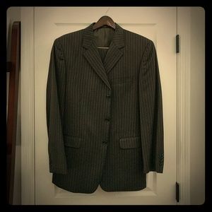 Men's suit