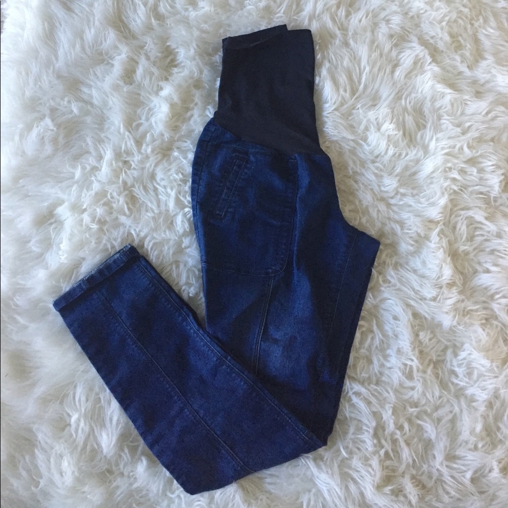 MATERNITY OVER BELLY DENIM