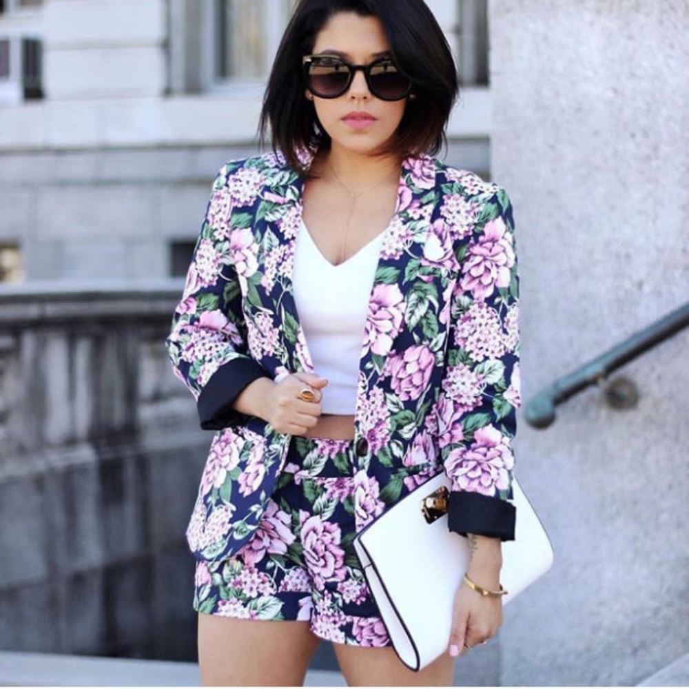 FLORAL PRINT SHORTS