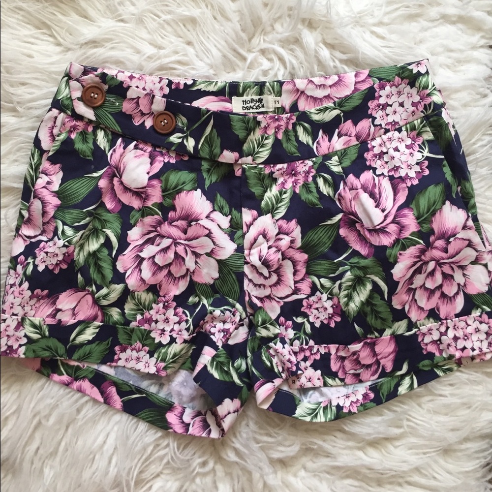 FLORAL PRINT SHORTS - Picture 2 of 5