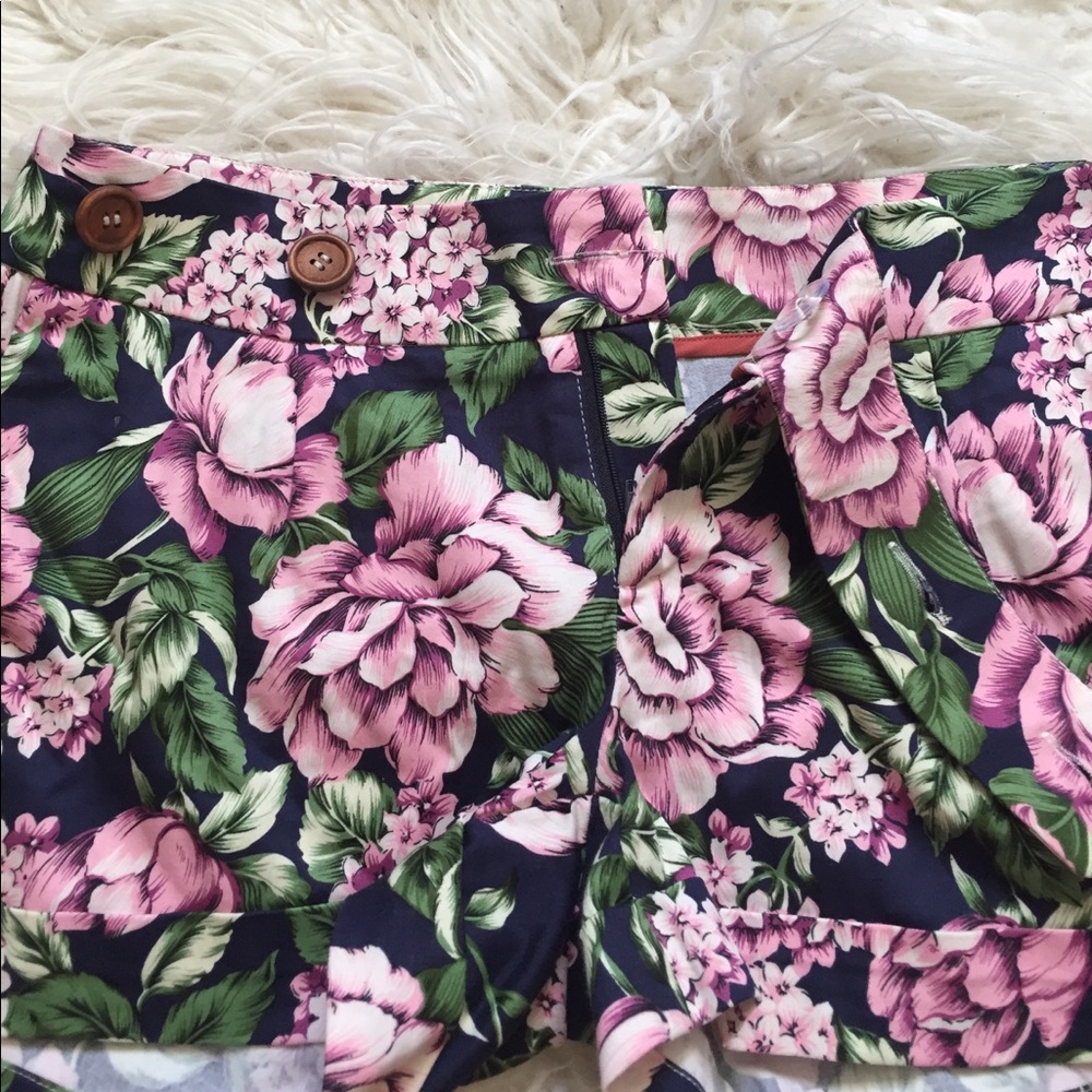 FLORAL PRINT SHORTS - Picture 5 of 5