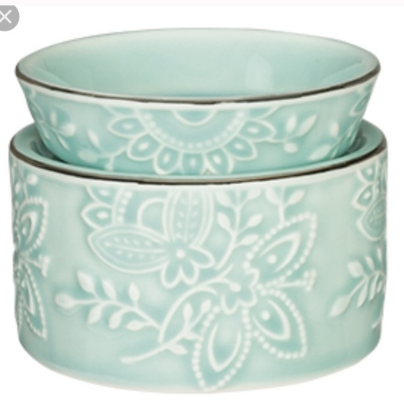 New in box scentsy Isabella element Warmer - Picture 2 of 4