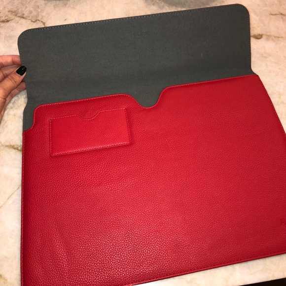 Red Leather IPad Pro case NWOT - Picture 3 of 3