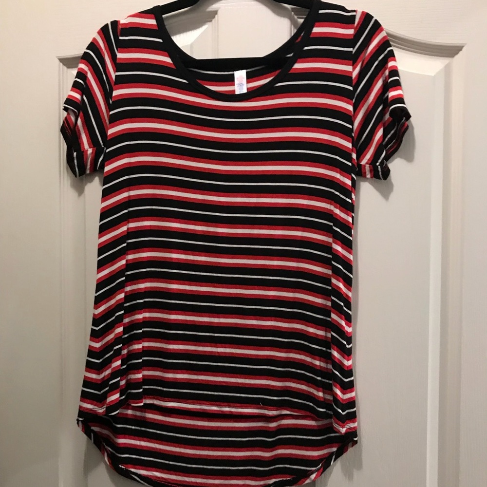 Lularoe Classic T size XS