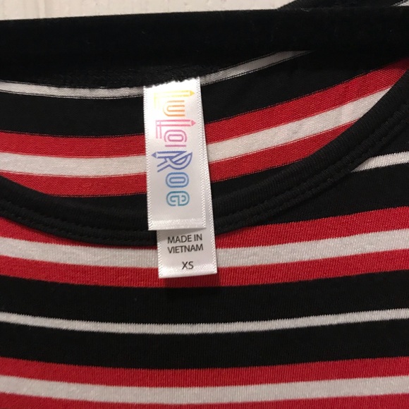 Lularoe Classic T size XS - Picture 3 of 3