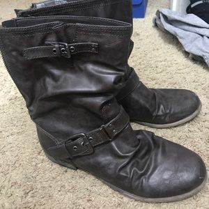 brownish grayish leather combat boots
