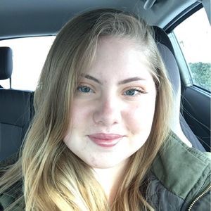 Meet your Posher, Bella