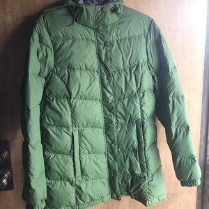 Like new never worn LL Bean down coat. Size Small
