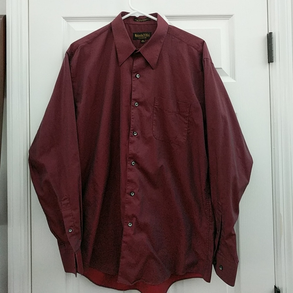 Men's long-sleeve button-down shirt.