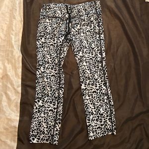 Workout crop pants