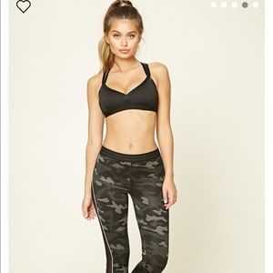 Camo printed workout pants xsmall NWT