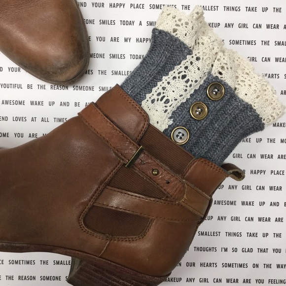 rev 320 Accessories - Lace Detail Boot Cuffs