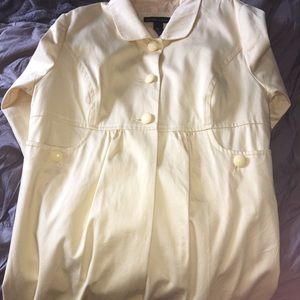 Light yellow lightweight trench coat