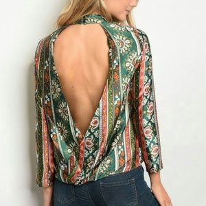 ⭐GREEN PAISLEY TOP⭐