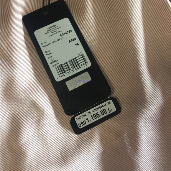 Beautiful Escada pencil Skirt NWT pink nude - Picture 2 of 4