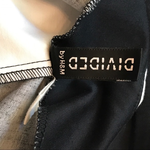 Swirly open back keyhole black white sheath dress - Picture 8 of 8