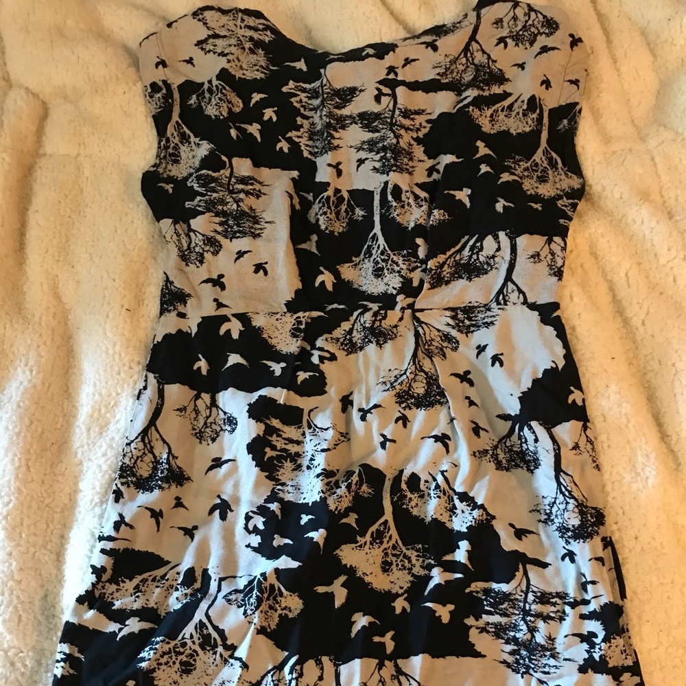 Repost! Cute black and white bird dress