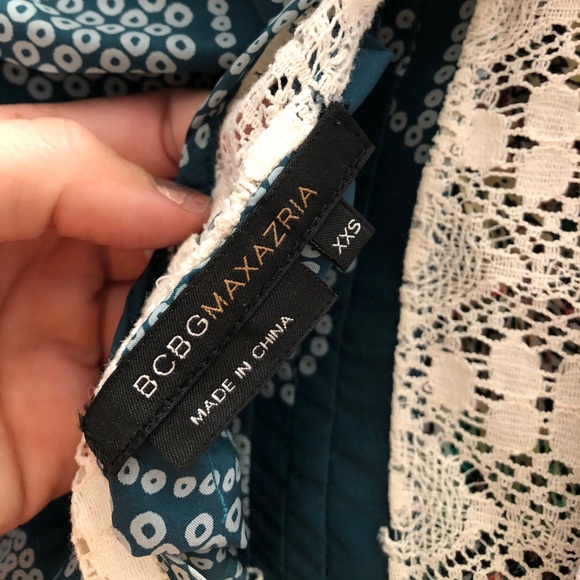 BCBGMaxazria 100% silk top - Picture 4 of 4