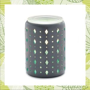 SCENTSY "Beacon" Full Size warmer