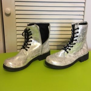 White and silver Qupid boots -8