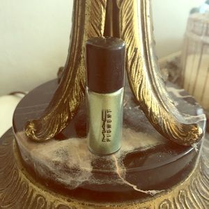 Mac pigment eyeshadow