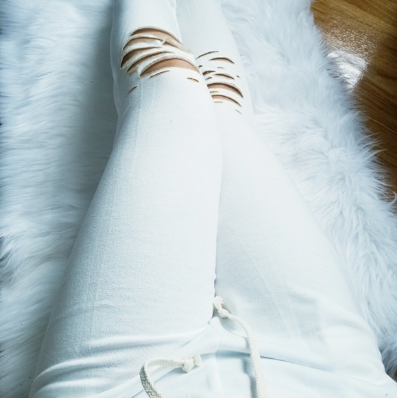 // SOLD OUT // - Picture 2 of 6