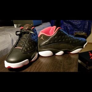 Retro Jordan bred 12 low