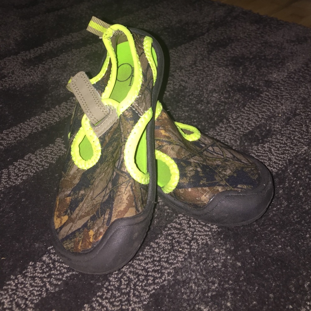 Op Water shoes